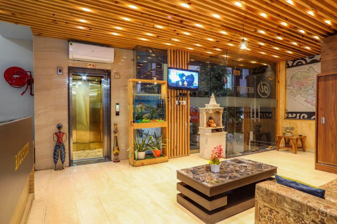 Vinsober Pride Inn Rishikesh Exterior photo